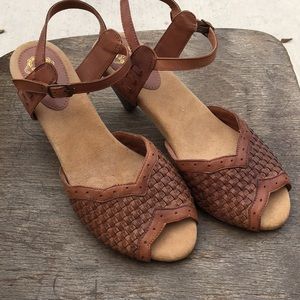 Retro Braided Kitten Heels